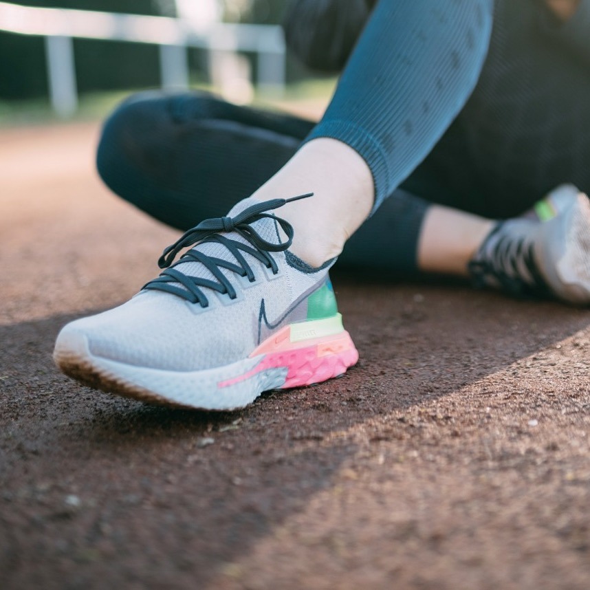 Vaarwel Oeps Ijzig Nike React Infinity Run: de zachte stabiliteit schoen van Nike. - Helle  Detavernier
